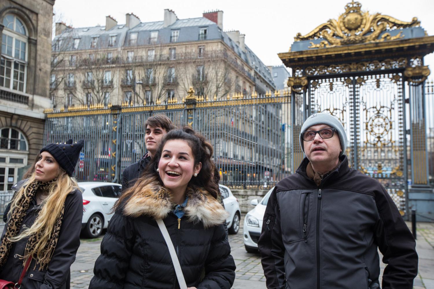 <a href='http://v6if.ngskmc-eis.net'>全球十大赌钱排行app</a>学院法语教授Pascal Rollet带领学生们到巴黎游学.